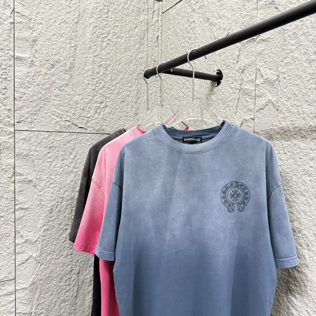 🅿️200 CH Croix Heart 2025 Summer New Style Heavy Acid Washing Gradient Distressing Chest Logo Classic Embroidery Customized Fabric Short Sleeve T-shirt Unisex Size: S M L XL XXL Five Codes (European Code) Color: Gradient Black Gradient Pink Gradient Blue